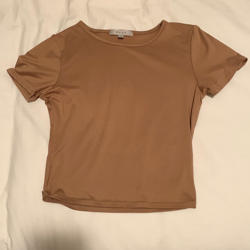 tan size small simple t shirt